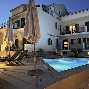 Papalina 2 , Rab Town Chorvatsko
